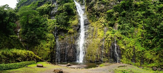 Vaimahuta Waterfall, Tahiti, French Polynesia