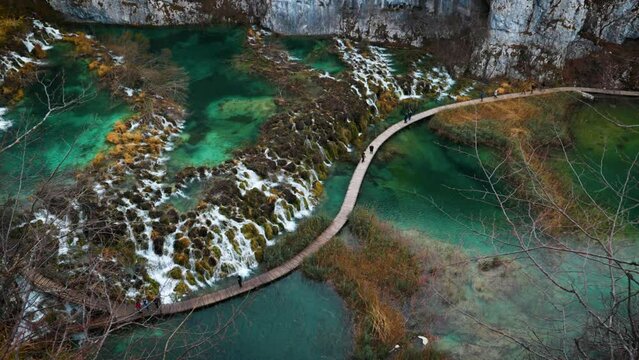  Plitvice lakes walking track winter