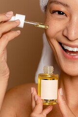 Fototapeta premium CBD serum natural skincare, beauty product