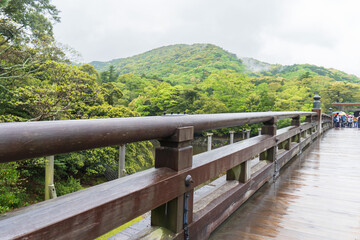 伊勢神宮【皇大神宮・内宮】雨の日の宇治橋／日本三重県・2024年