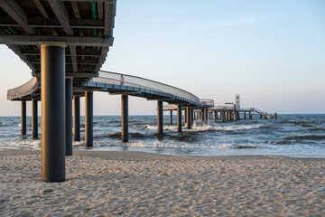 Sonnenuntergang an der Seebrücke Koserow auf der Insel Usedom