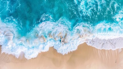 Fototapeta premium The ocean is calm and blue, with white foam on the waves