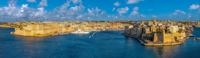 Breathtaking panoramic view of the Grand Harbour of across from the old town of Valletta (Il-Belt)...