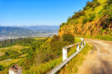 Hiking Trail Panorama: Hills, Los Angeles and Mountains