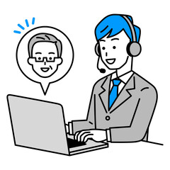 老人と会話をするノートパソコンで仕事をするオペレーターの男性