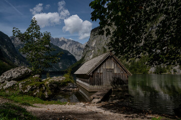 Fototapeta na wymiar Bootshaus am Obersee. Königssee, National Park Berchtesgandener Land, Bayern