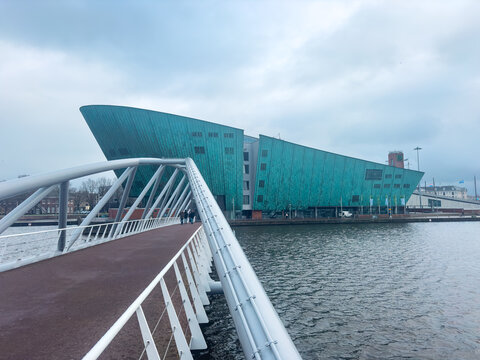 The Nemo Science Museum, Amsterdam, children science educational museum