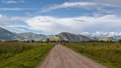 Carretera que lleva a la montaña