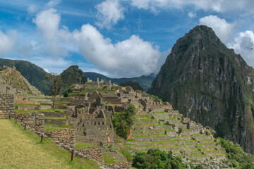 Ruinas de Macchu Picchu en las montañas de los Andes en el Perú.