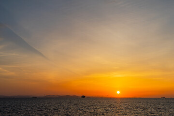 朝の空と海20240502