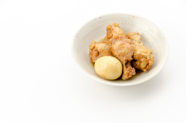 鶏手羽元とたまごの甘辛煮
