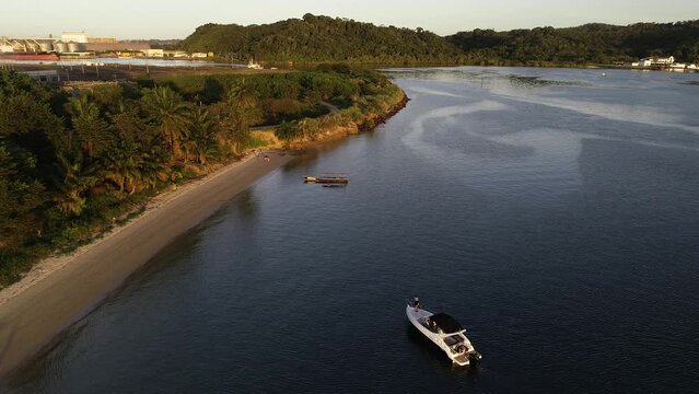 Aerial view of Boca do Rio Beach, also known as Prainha de Aratu, Ba&iacute;a de Todos os Santos - Candeias, Bahia, Brazil