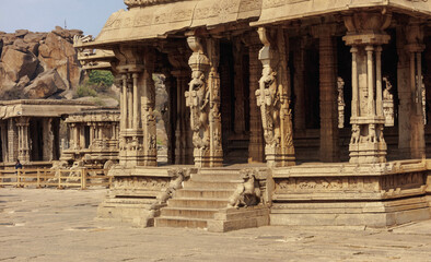 Obraz premium The Vittala Temple exemplifies the pinnacle of Vijayanagara architecture. India