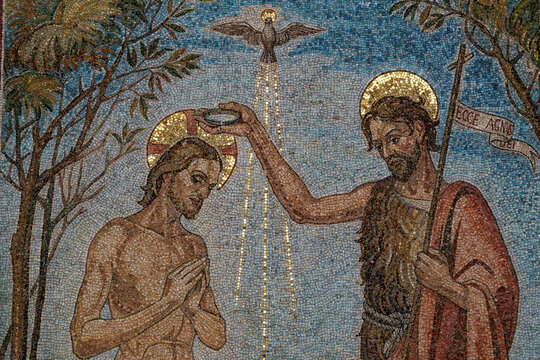 Mosaics representing the baptism of Christ.Mosaiques repr&eacute;sentant le b&acirc;pt&egrave;me du Christ. Italie.