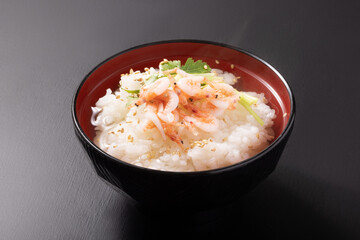 桜えび　出汁茶漬け