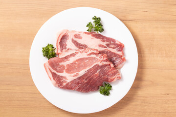 ［沖縄県産　アグー豚］豚肩ロース　ステーキ・カツ用