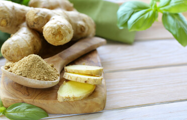 ground and fresh ginger spices for healthy eating