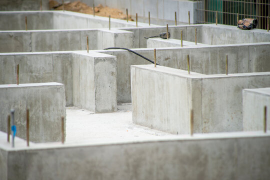 住宅建設現場の基礎土台