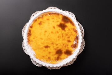 キャラメルプリン　タルト