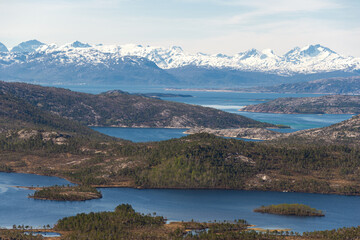 Obraz premium northern norway:nature sceneries on the road from Fauske to Narvik