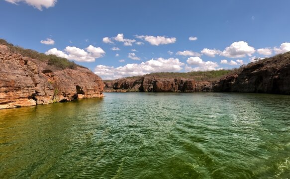 Rio S&atilde;o Francisco, mair rio em extens&atilde;o do Brasil, fotografado a bordo de uma embarca&ccedil;&atilde;o
