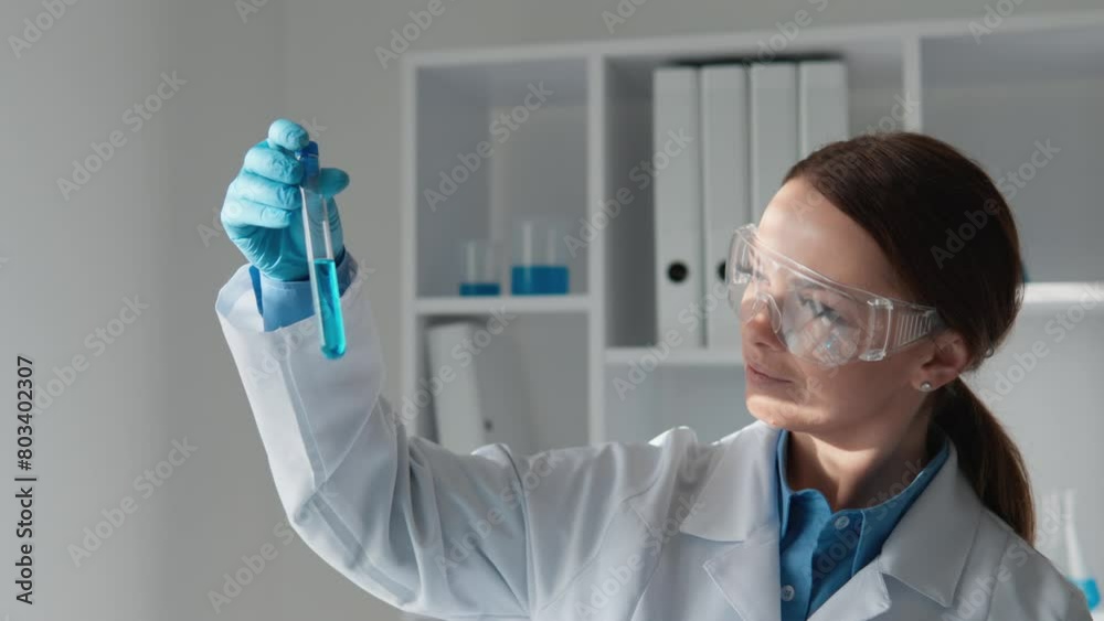 Aufkleber insights into the process of vaccine development and immunization, when the scientist carefully examines and analyzes samples. The video highlights importance vaccination in maintaining global health.
