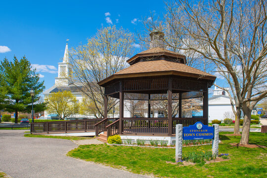 Stoneham Town Common and Bandstand in historic town center of Stoneham, Middlesex County, Massachusetts MA, USA. 