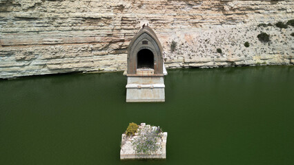 Antiguo Túnel de Ferrocarril de Fayón-Embalse de Mequinenza-Rio Matarranya-Zaragoza