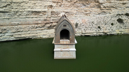 Antiguo Túnel de Ferrocarril de Fayón-Embalse de Mequinenza-Rio Matarranya-Zaragoza