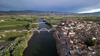 Mora de Ebro Rio Ebro Ribera de Ebro Tarragona España