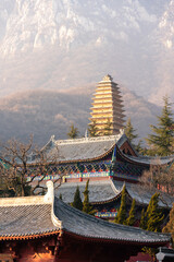 Pagoda of Fa Wang Temple，Spring Festival in the the Year of the Loong, Dengfeng, Zhengzhou,...