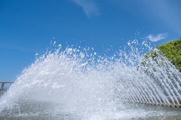 清涼感あふれる海の中道海浜公園の噴水