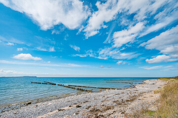 Buhnen Steinstrand Dranske, Ostsee Insel Rügen 