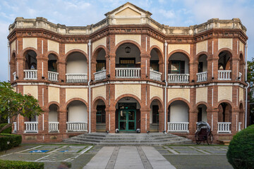 Obraz premium Building exterior of the Old Tainan Magistrate Residence in Taiwan