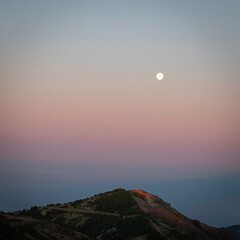 moon view before the sunrise