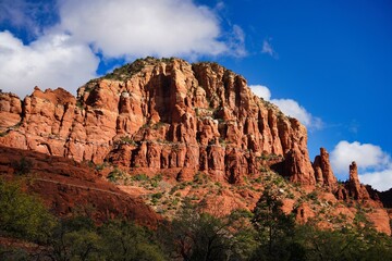 Sedona  is a city in the northern Verde Valley.