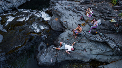 Natureza Cachoeiras Árvores Chapada dos Veadeiros Goiás Brasil Paisagem Beleza Cênica Aventura Trilhas Parque Nacional Cerrado Biodiversidade Rios Riachos Flora Brasil Maravilhas Naturais Explorar