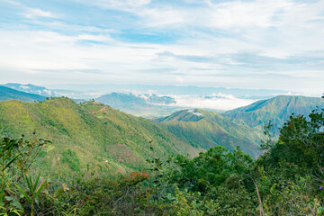 Obraz premium landscape of the mountains of Colombia at dawn with a valley in the background
