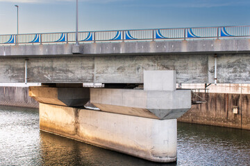 日本の風景 高架道路 橋