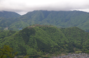 竹田城跡：日本のマチュピチュを彷彿とさせる古城の美