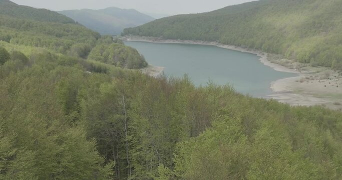 Passo e lago Lagastrello | Comano Toscana
