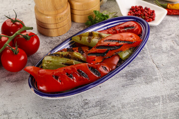 Grilled Bell Pepper - green and red