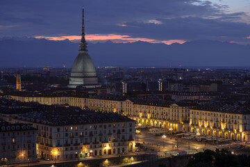Torino panoramica notturna