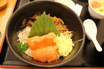sushi with salmon