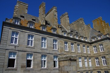 Traditional houses in St Malo in Brittany in France, Europe - obrazy, fototapety, plakaty