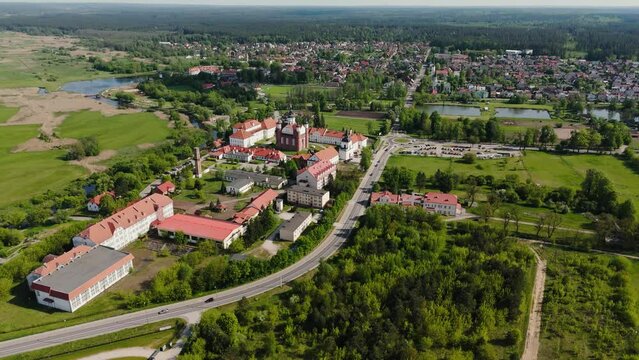 Miasto Supraśl z przepięknym Prawosławnym Monasterem Zwiastowania Przenajświętszej Bogarodzicy