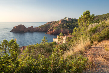 Fototapeta premium The coastline of Cote d'Azur - Esterel, France