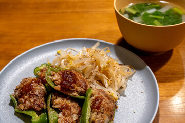 美味しいピーマンの肉詰め