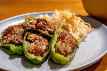 美味しいピーマンの肉詰め
