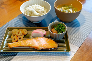 美味しそうな和食定食